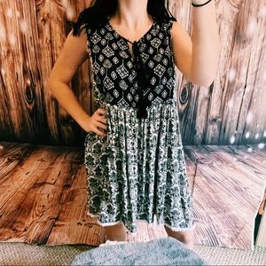 Umgee paisley shift dress